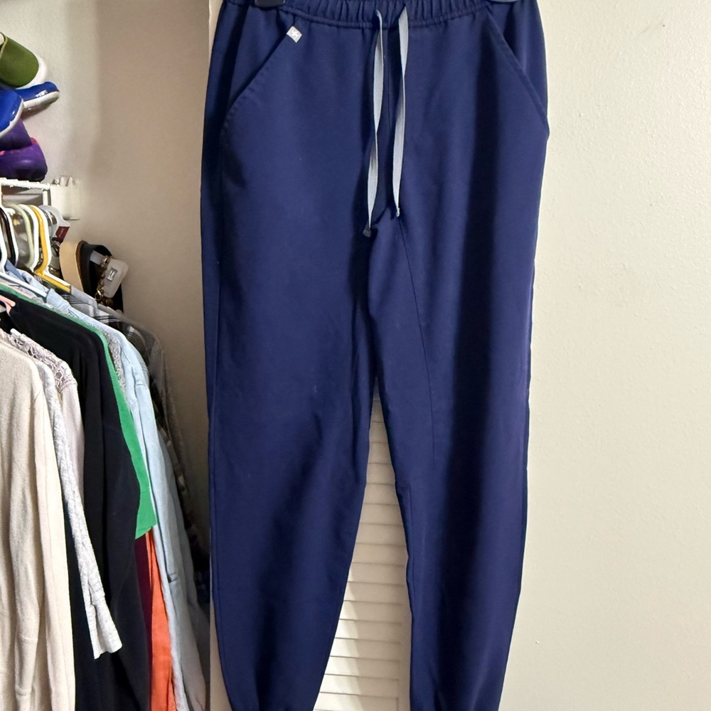Figs Men's Deep Blue Joggers